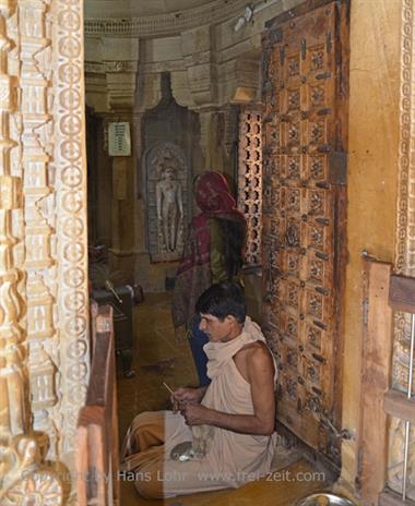 07 Jain-Temple,_Jaisalmer_Fort_DSC3156_b_H600